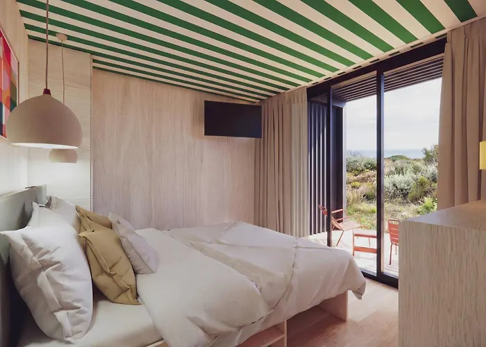 Bonjour Sauvage Jean De Luz * Saint-Jean-de-Luz