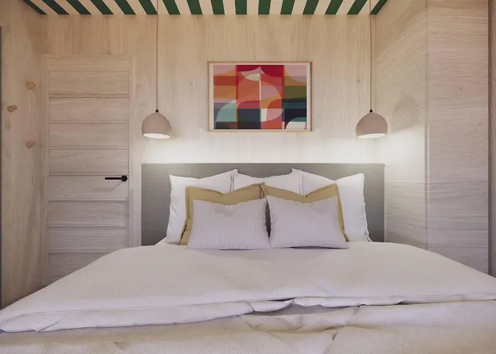 Bonjour Sauvage Jean De Luz Saint-Jean-de-Luz